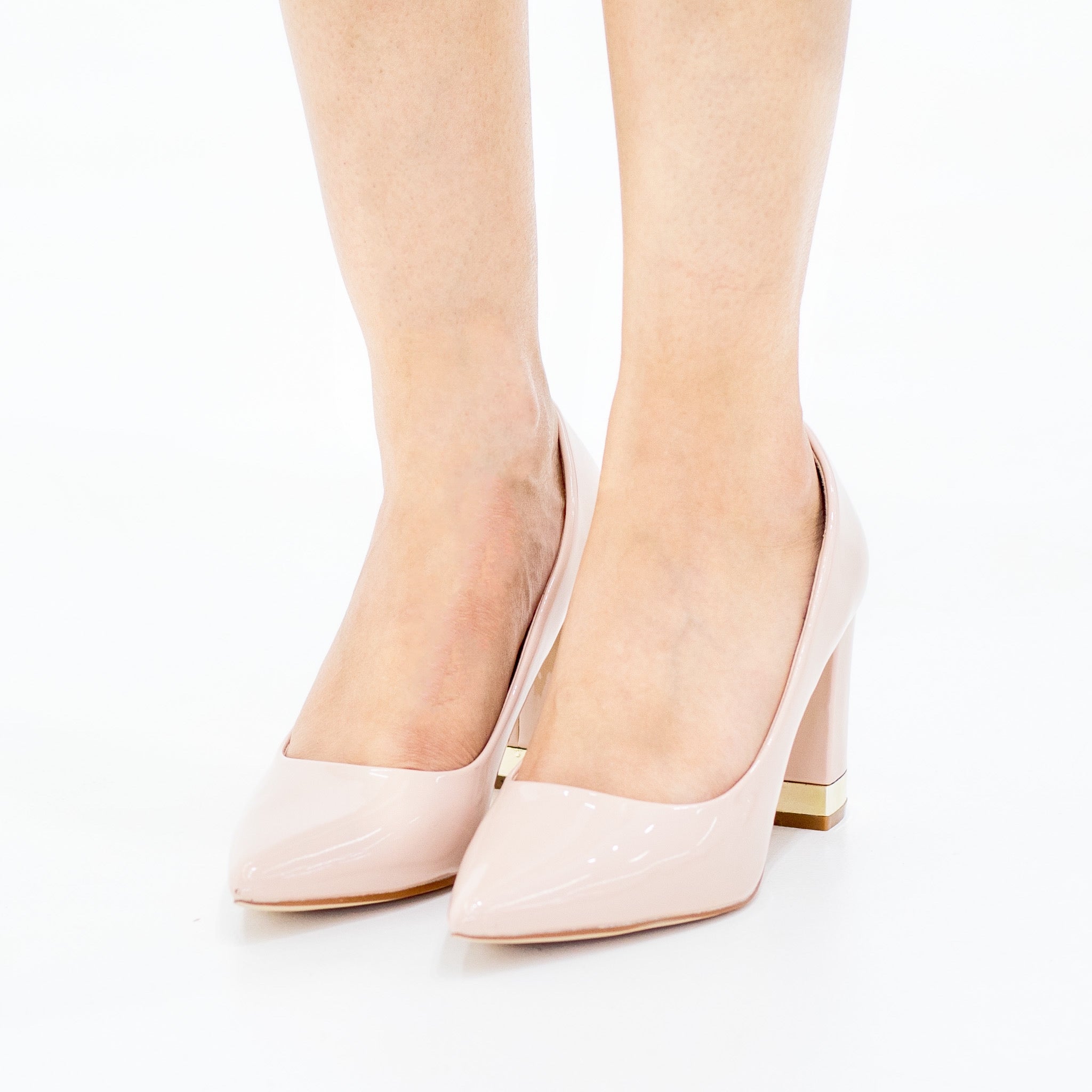 Himani pat court shoe on 8.5cm block gold trim heel nude