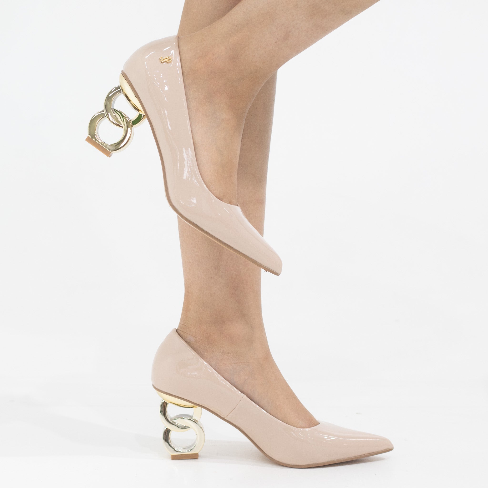 Advika pointy court on 7.5cm special 2 circle heel nude