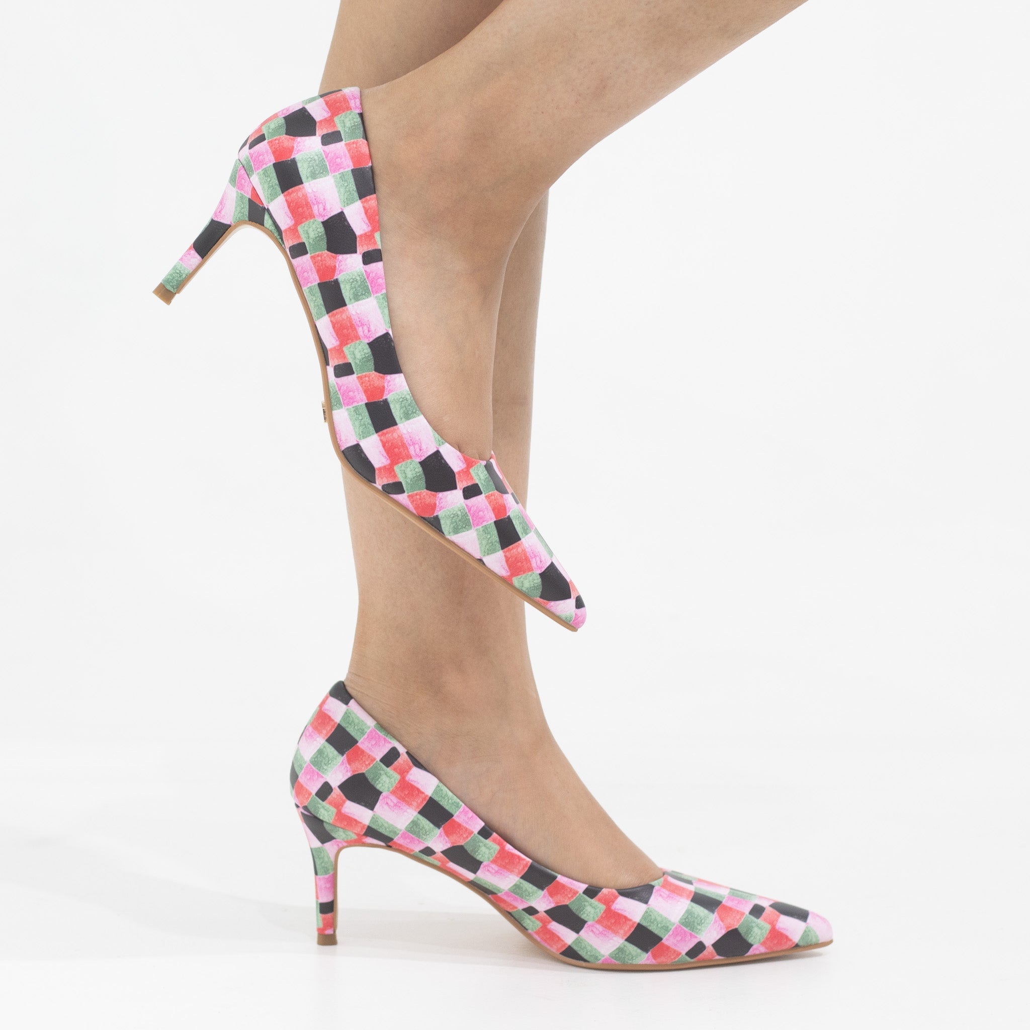 Banu 7cm heel  multi colored pointy court pink